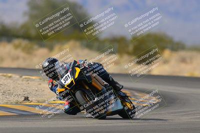 media/Dec-17-2022-SoCal Trackdays (Sat) [[224abd9271]]/Turn 7 Set 2 (1140am)/